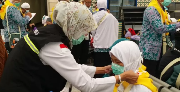 Kemenag Berangkatkan 325 Petugas Haji ke Arab Saudi